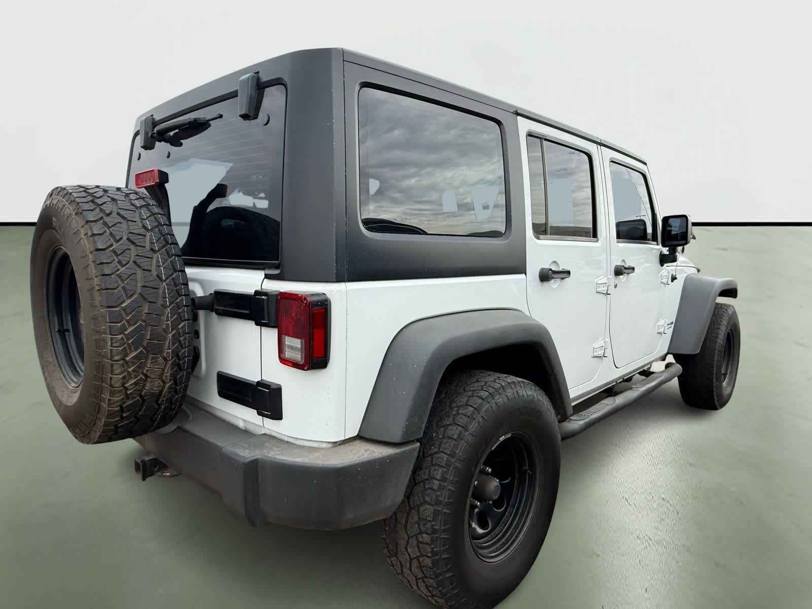 Thumbnail: 2018 Jeep Wrangler - 4