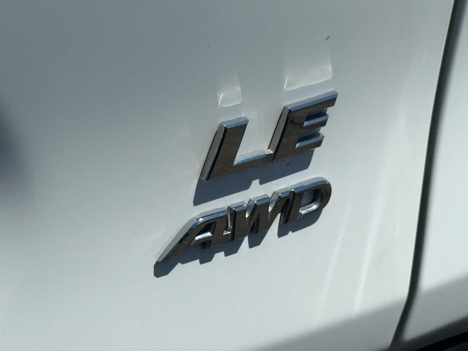 2024 Toyota RAV4 LE 9