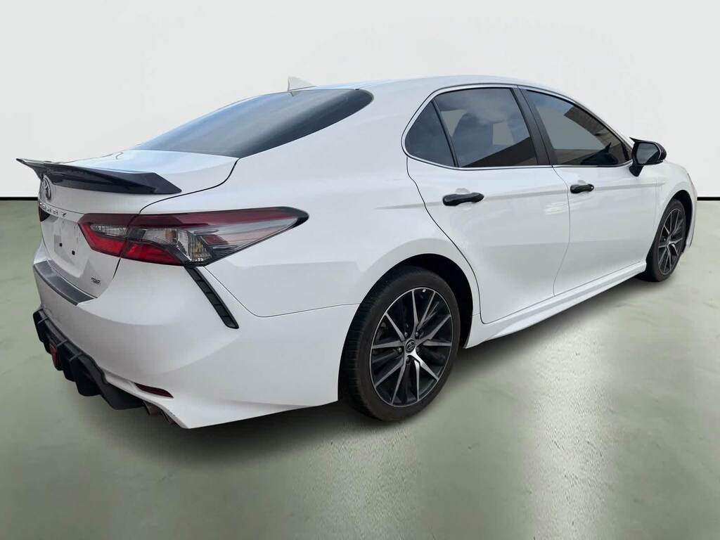 Used 2023 Toyota Camry SE Sedan