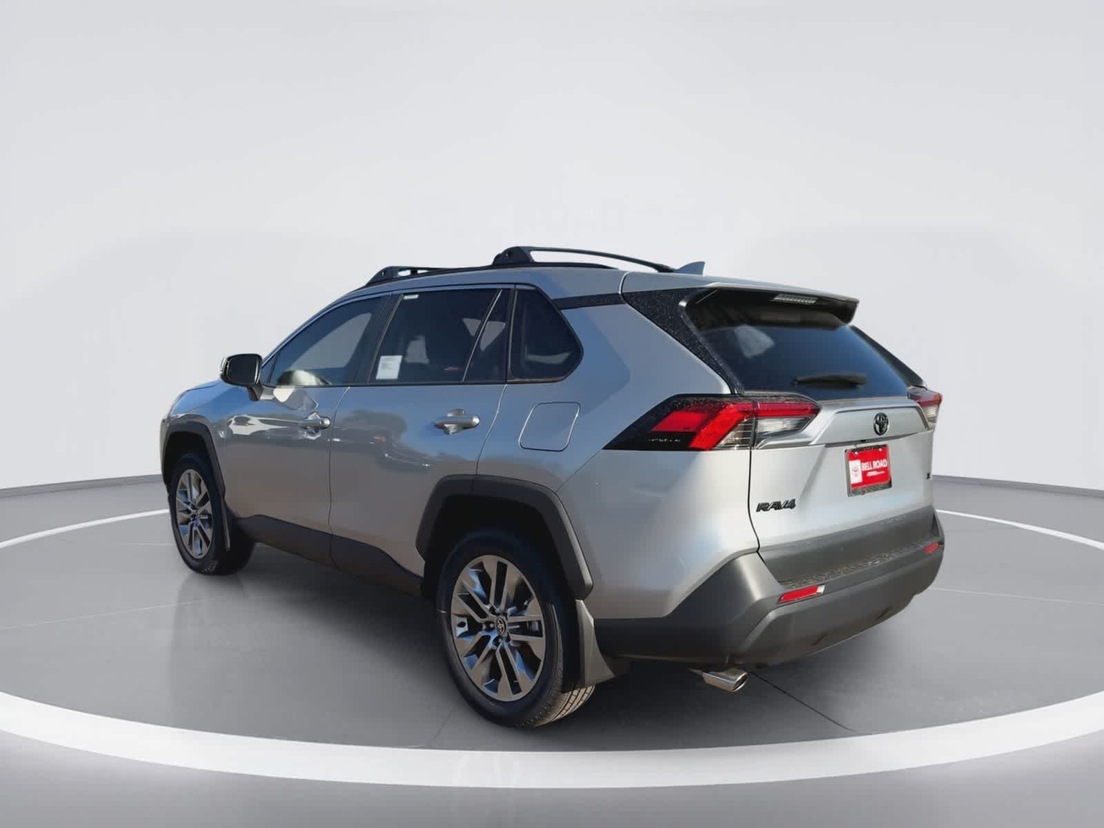 Thumbnail: 2025 Toyota RAV4 - 6