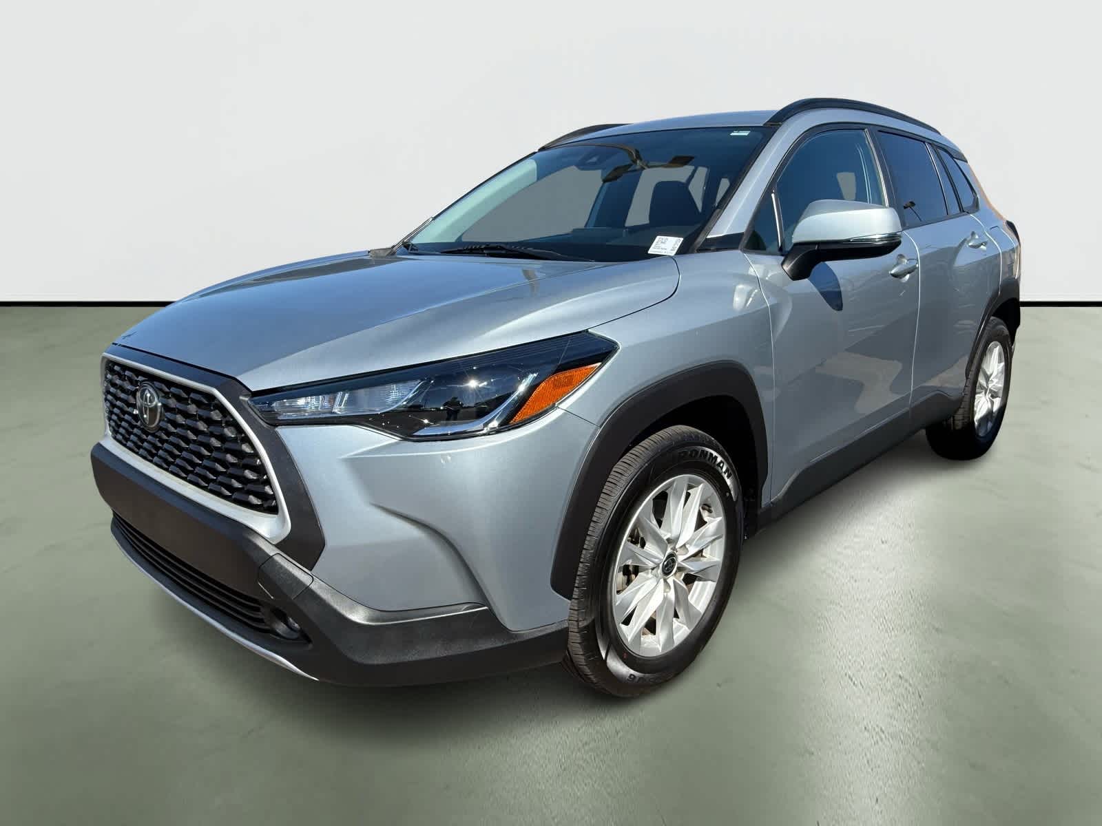 Thumbnail: 2022 Toyota Corolla Cross - 2