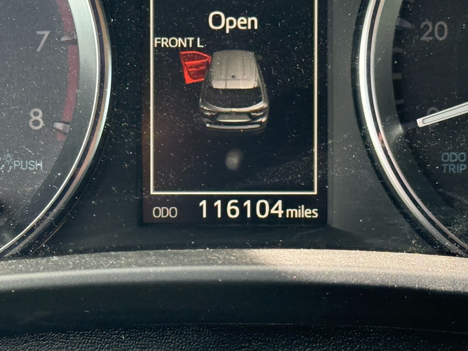 Thumbnail: 2016 Toyota Highlander - 17