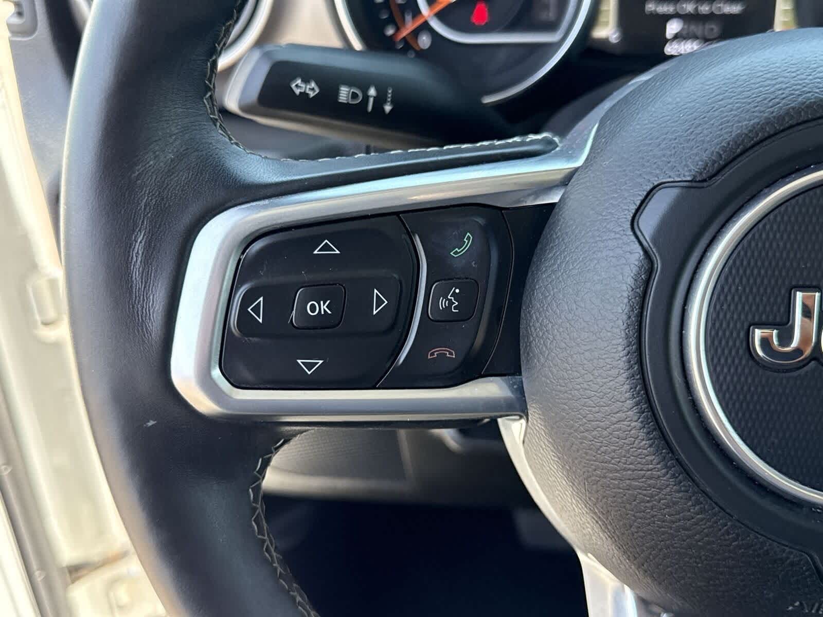Thumbnail: 2020 Jeep Gladiator - 27