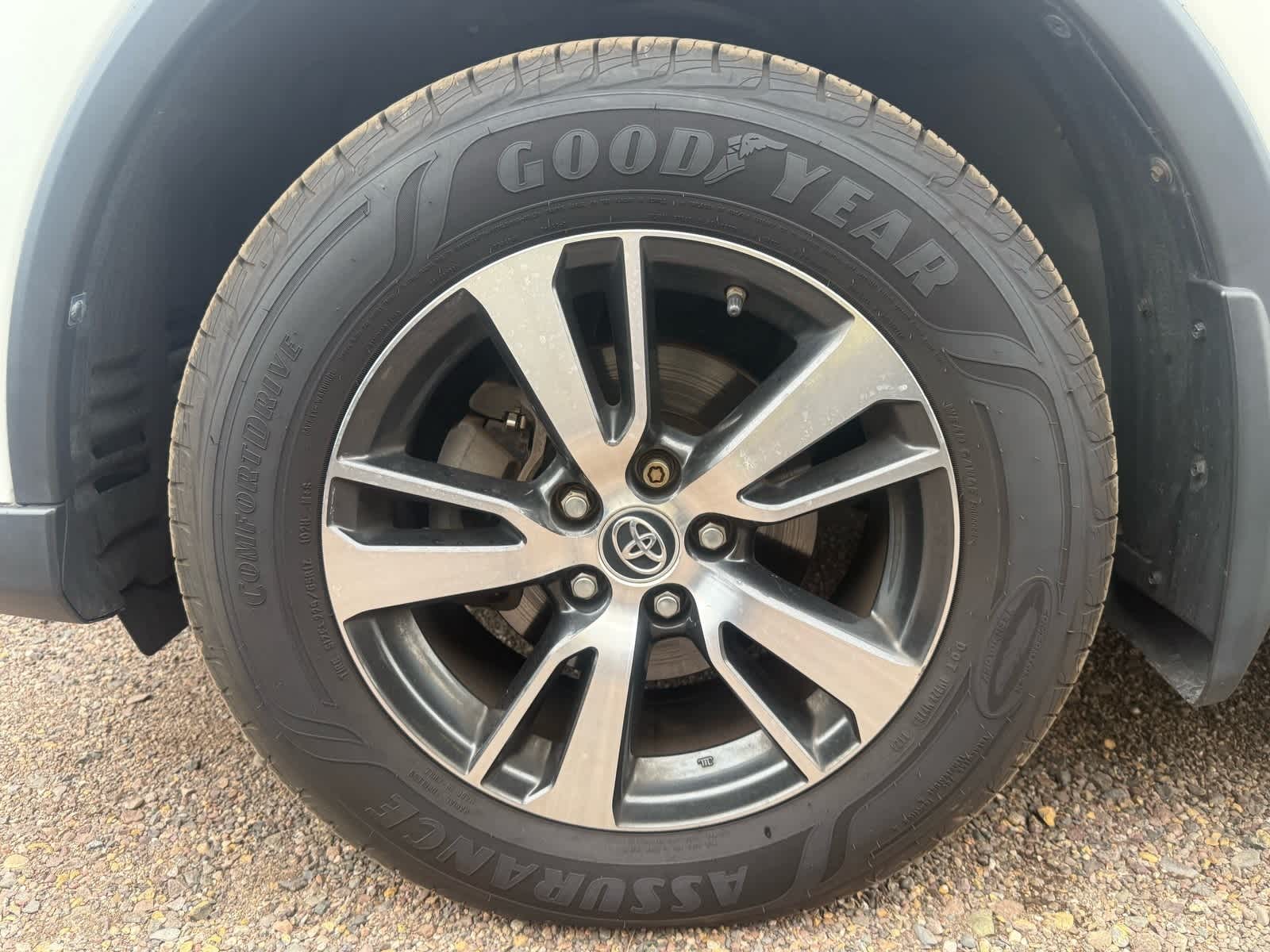 Thumbnail: 2018 Toyota RAV4 - 6