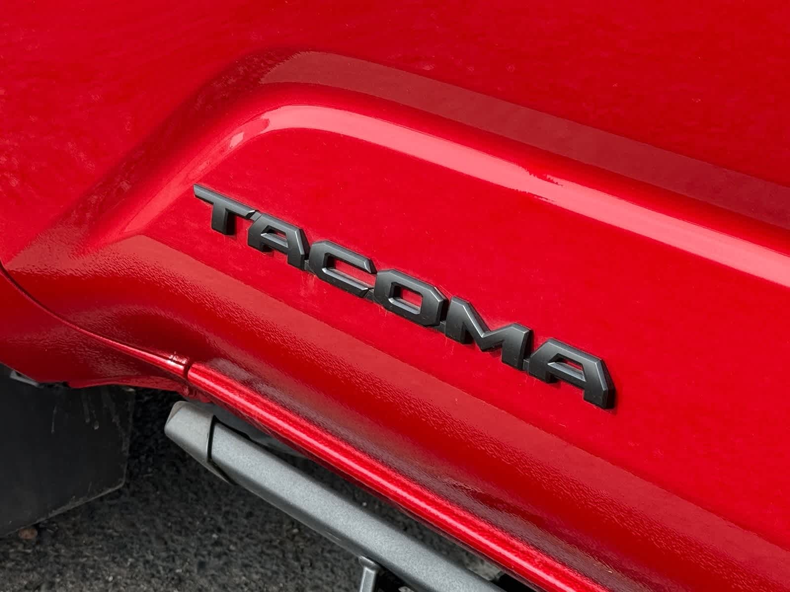 Thumbnail: 2024 Toyota Tacoma - 18