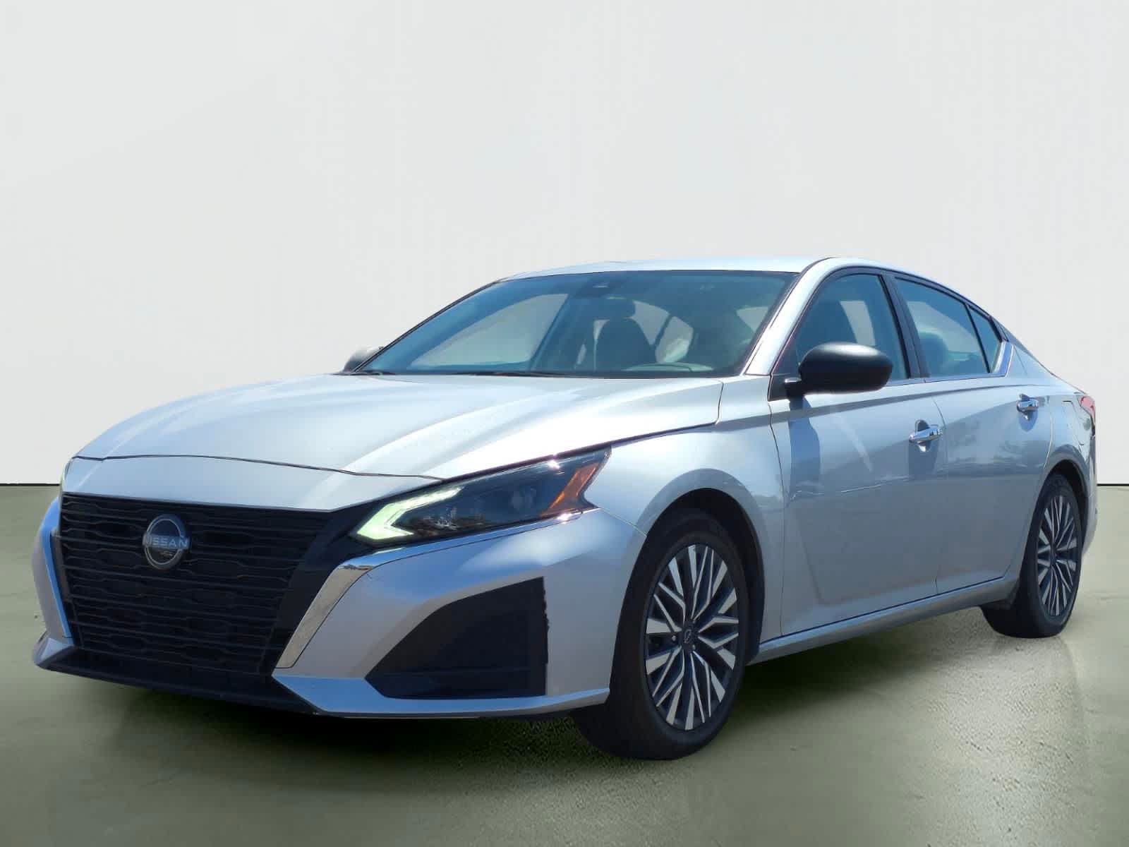 Thumbnail: 2024 Nissan Altima - 2