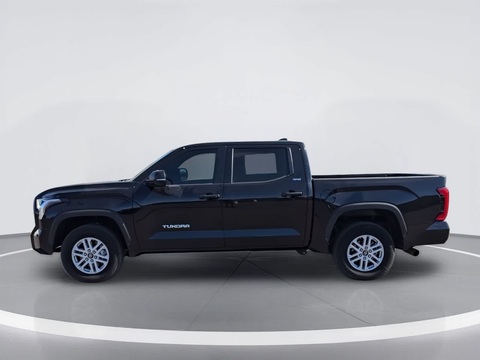 Thumbnail: 2025 Toyota Tundra - 4