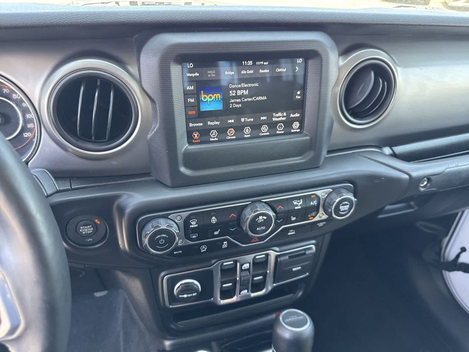 Thumbnail: 2020 Jeep Gladiator - 19