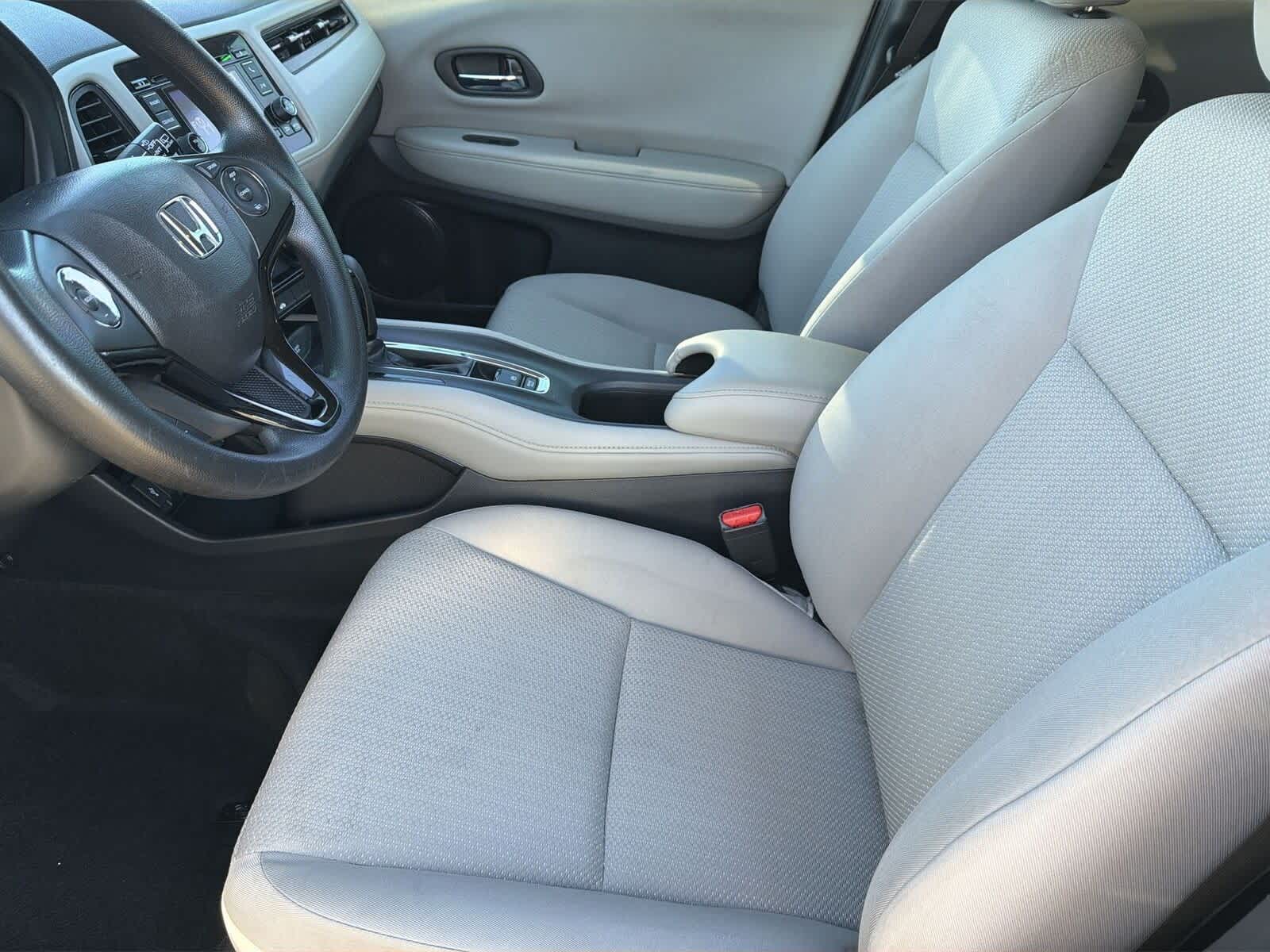 Thumbnail: 2017 Honda HR-V - 17