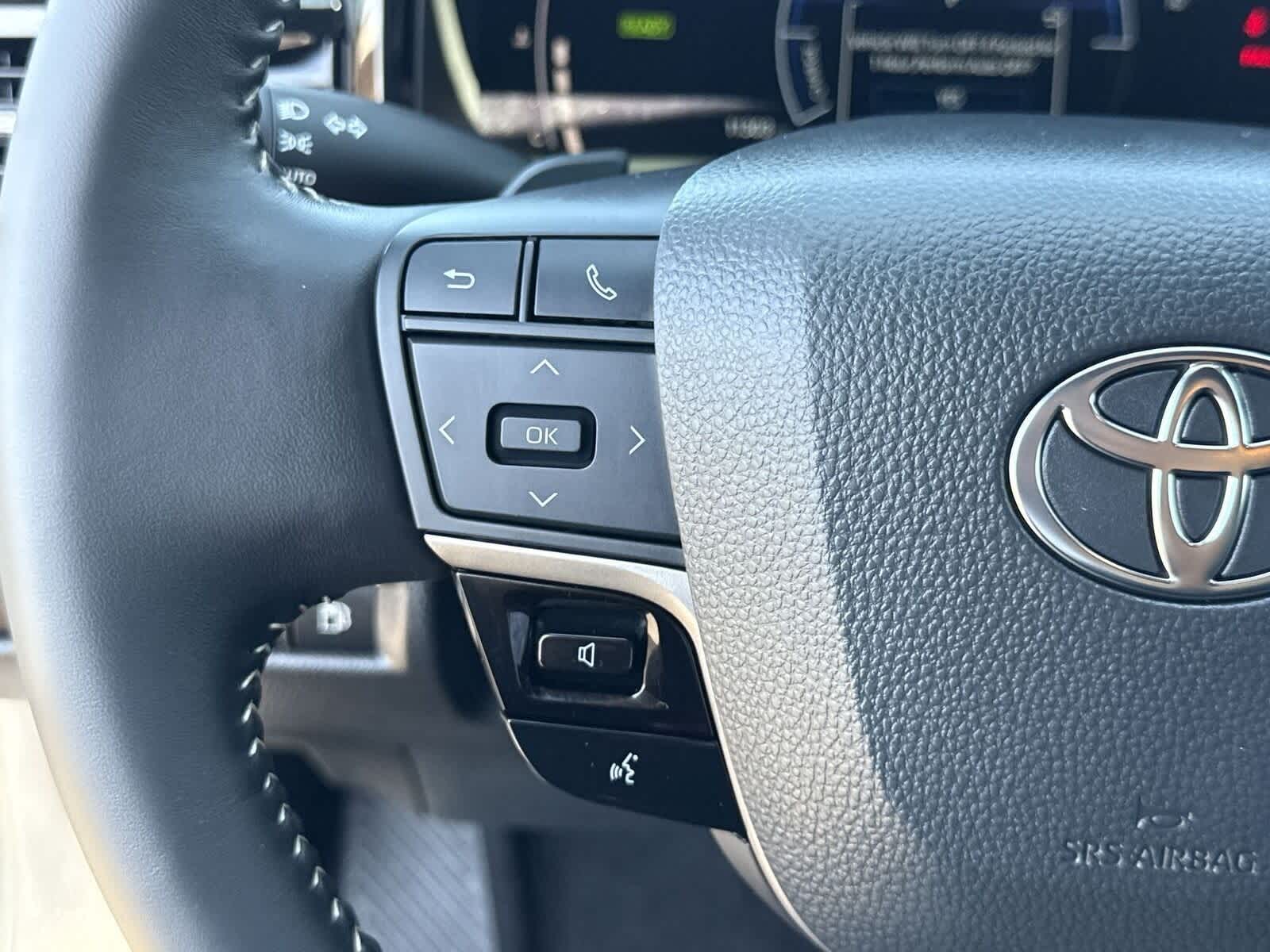 2025 Toyota Camry SE 27