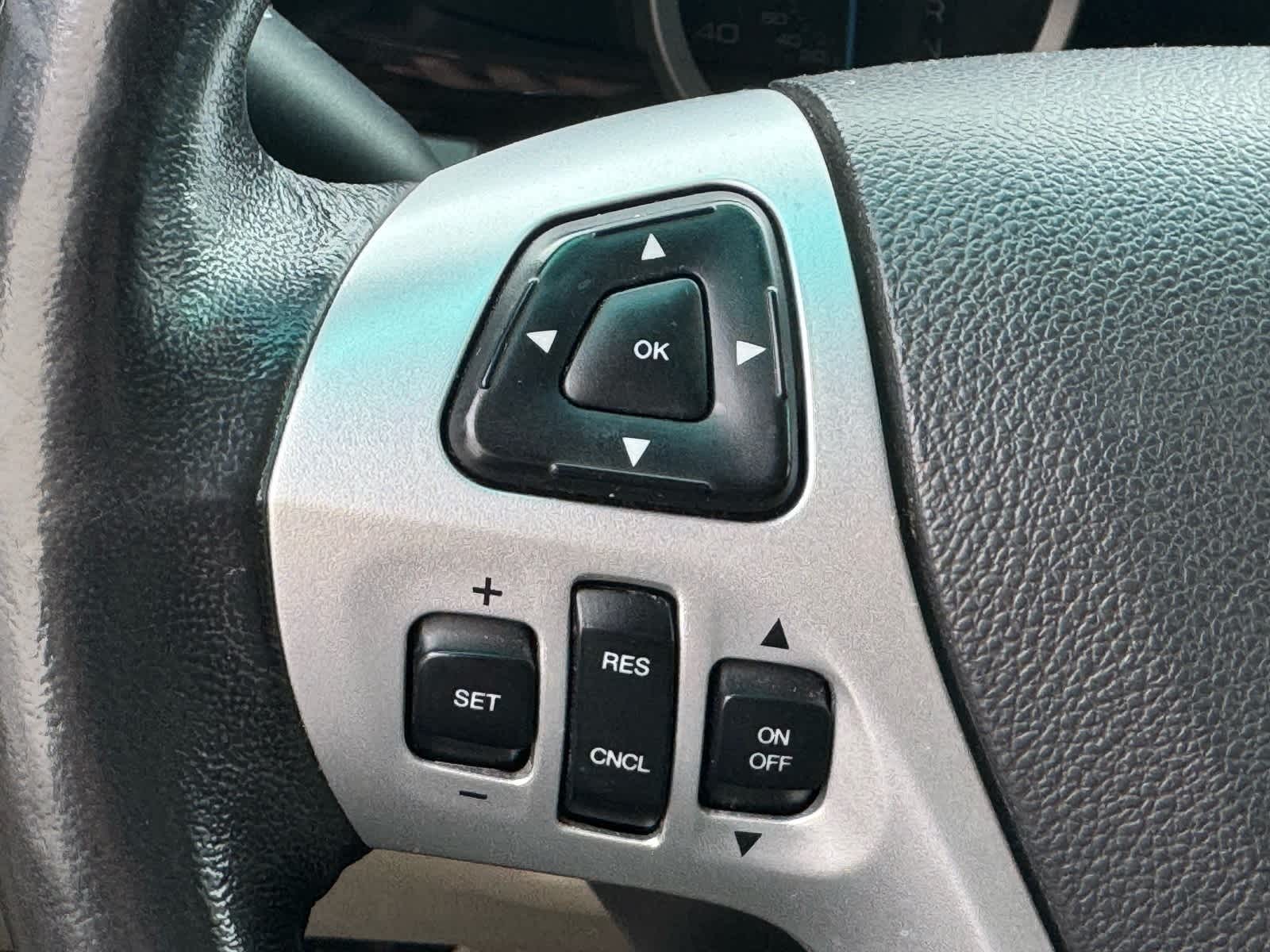 Thumbnail: 2014 Ford Explorer - 13