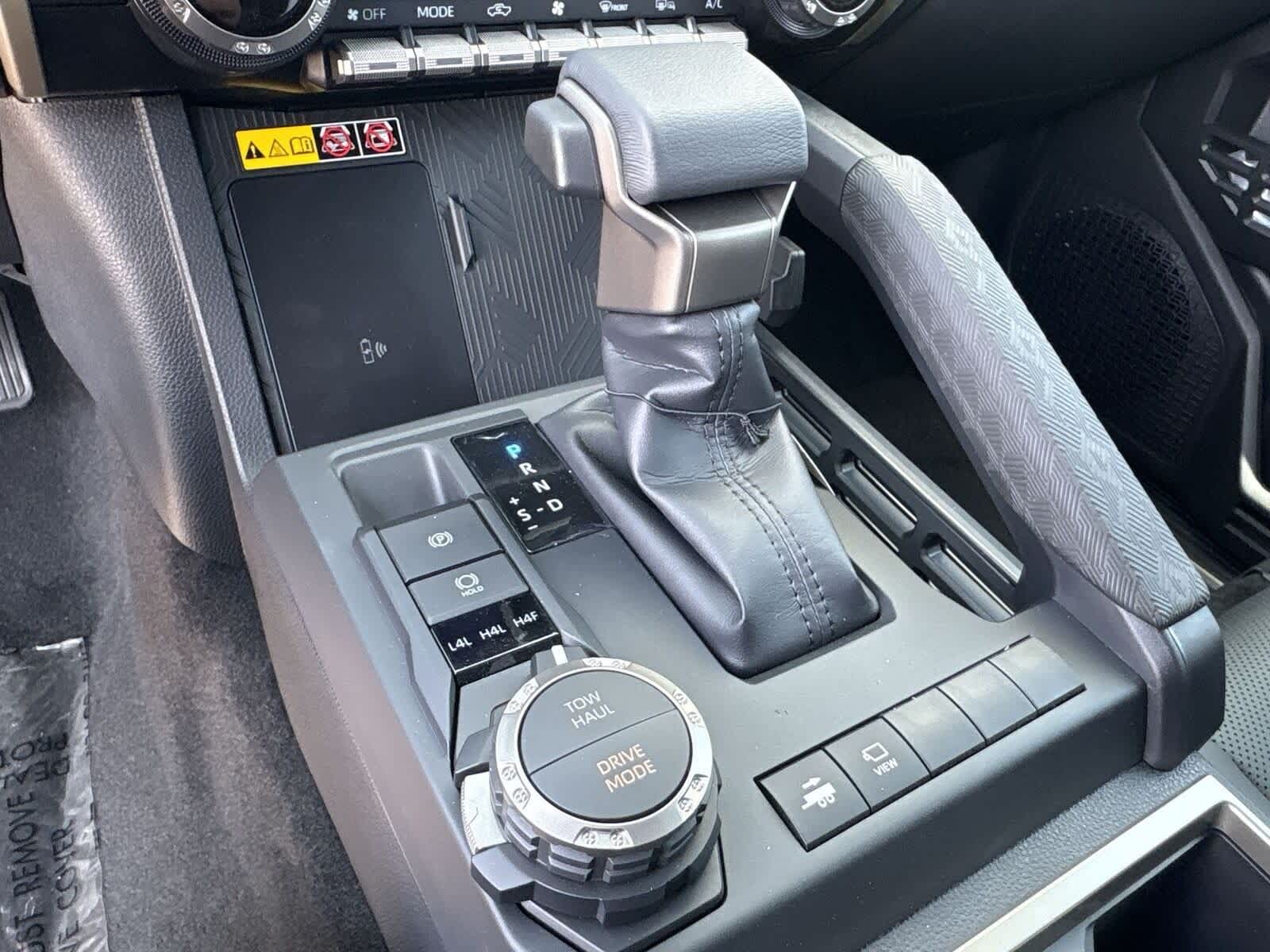 Thumbnail: 2025 Toyota Tacoma - 25