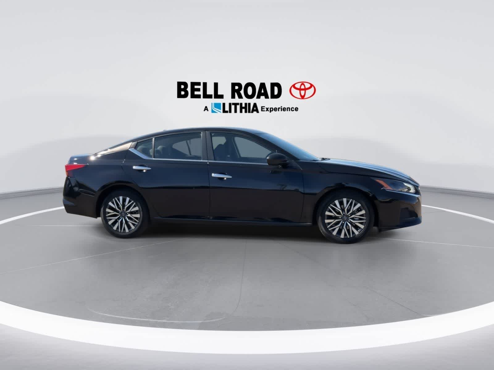 Thumbnail: 2024 Nissan Altima - 9