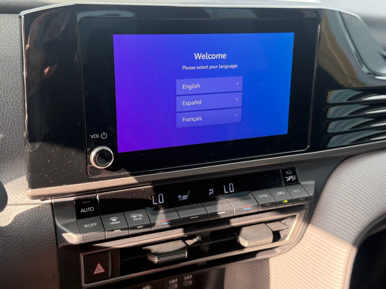 Thumbnail: 2025 Toyota Camry - 18