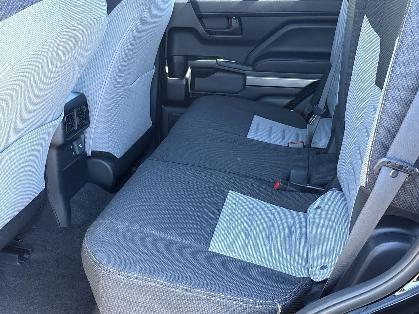 Thumbnail: 2025 Toyota 4Runner - 14