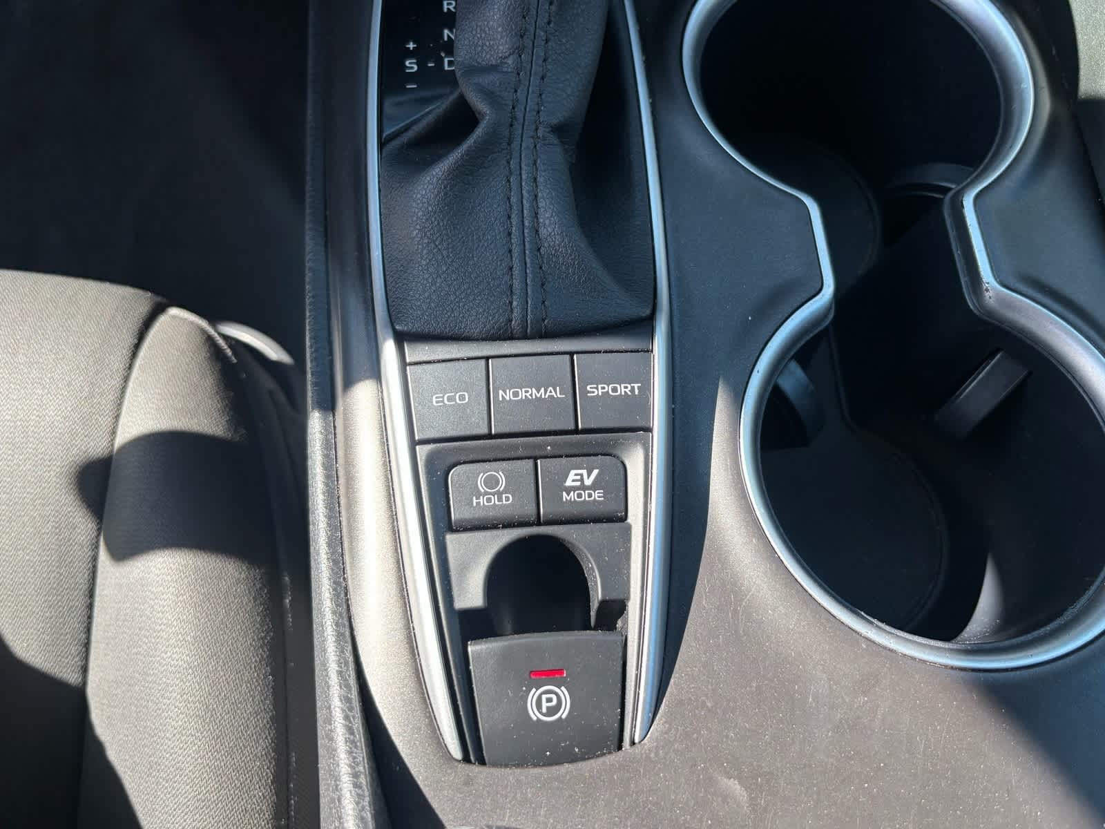 Thumbnail: 2024 Toyota Camry - 18