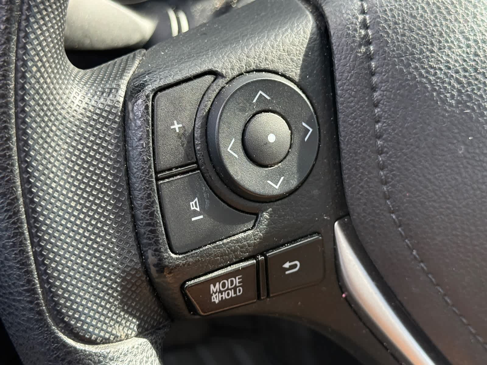 Thumbnail: 2015 Toyota Corolla - 17