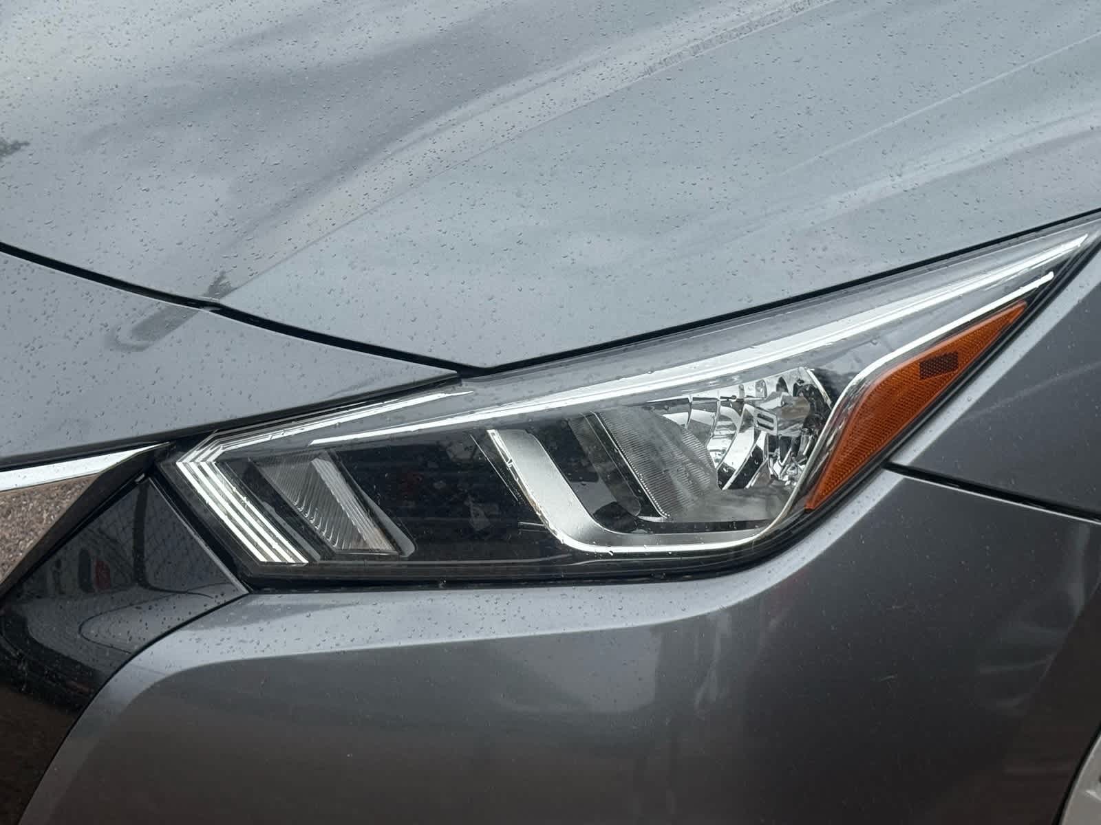 Thumbnail: 2021 Nissan Versa - 9