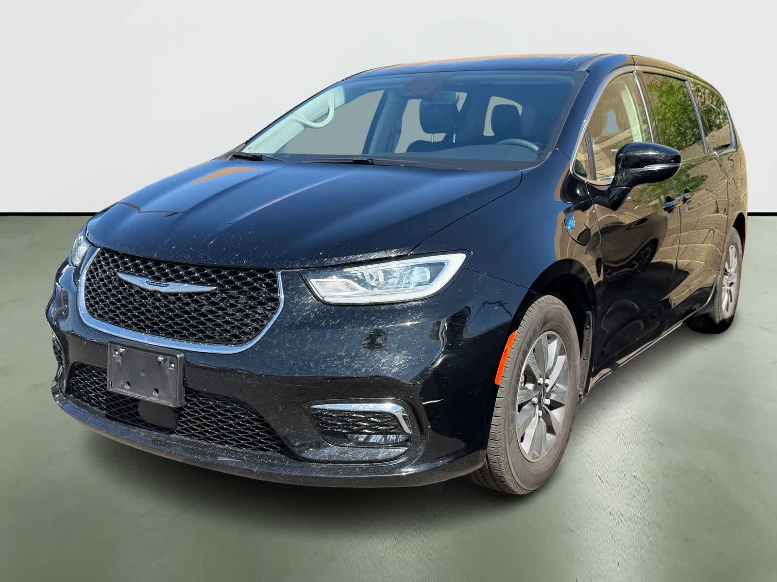 Thumbnail: 2024 Chrysler Pacifica - 2