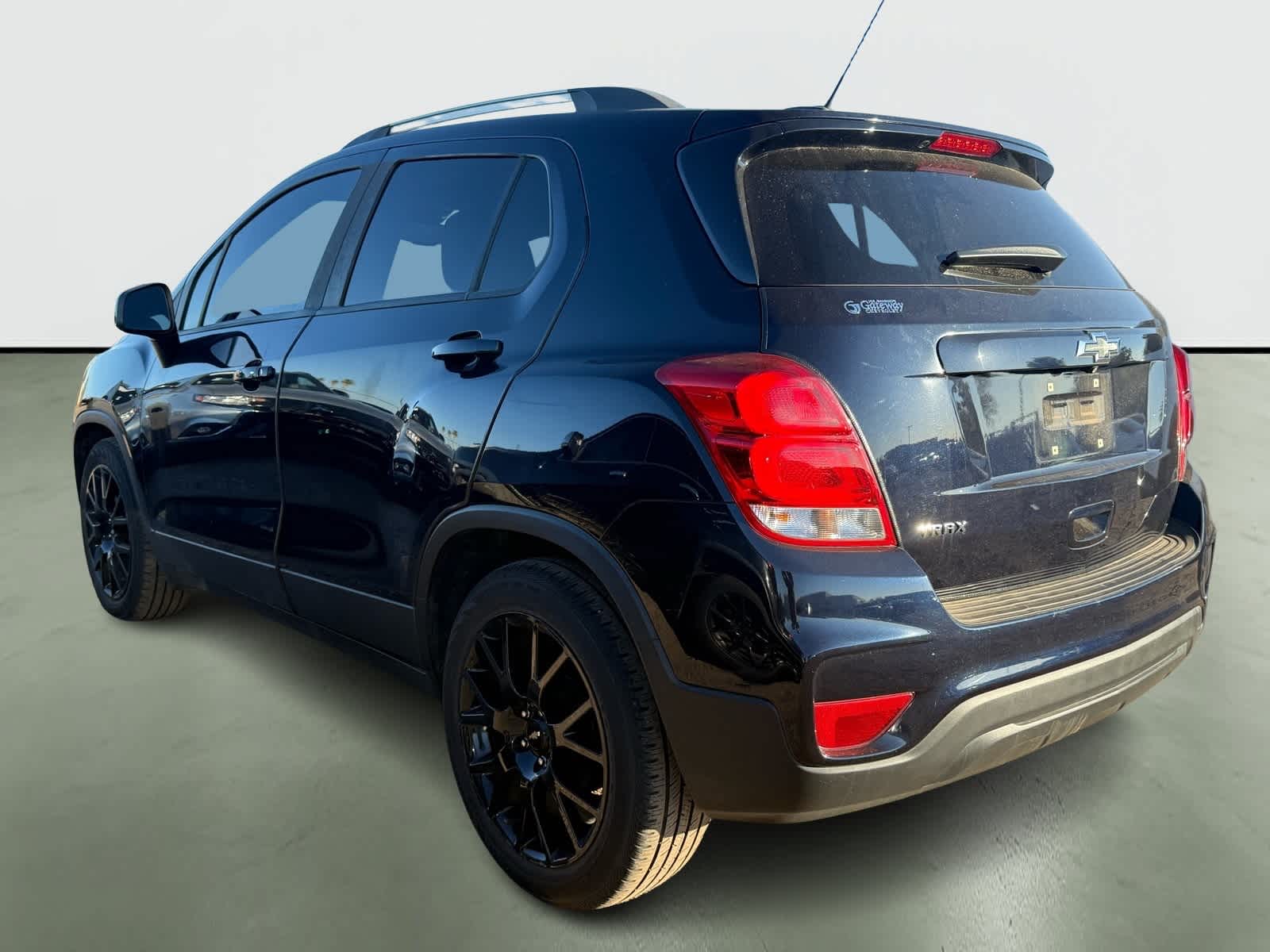 Thumbnail: 2021 Chevrolet Trax - 3