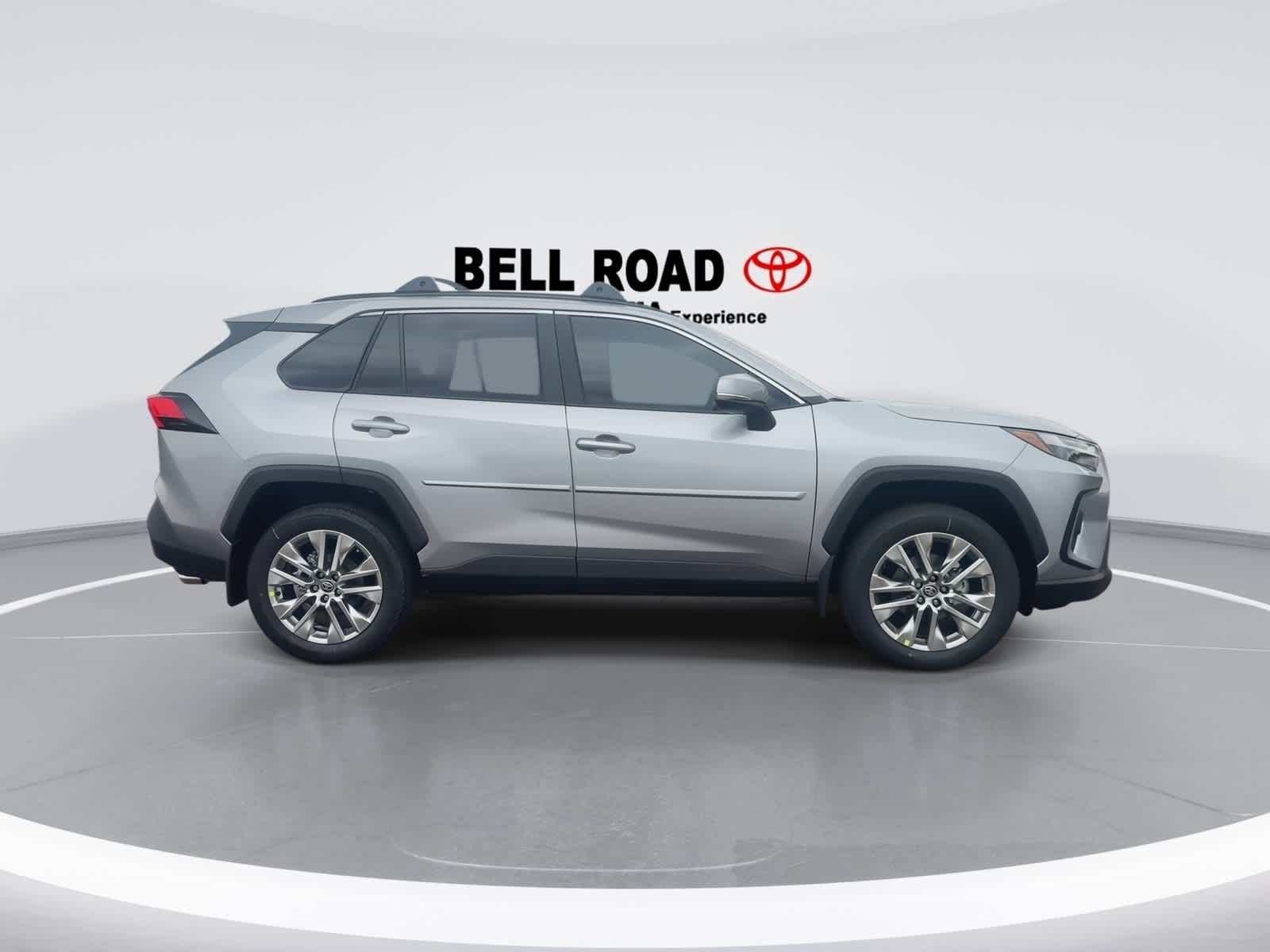 Thumbnail: 2025 Toyota RAV4 - 9