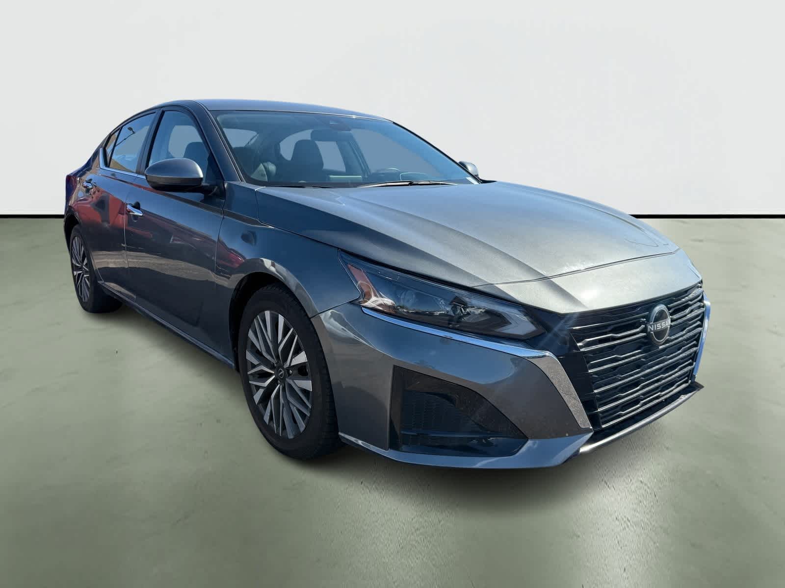 Thumbnail: 2023 Nissan Altima - 5