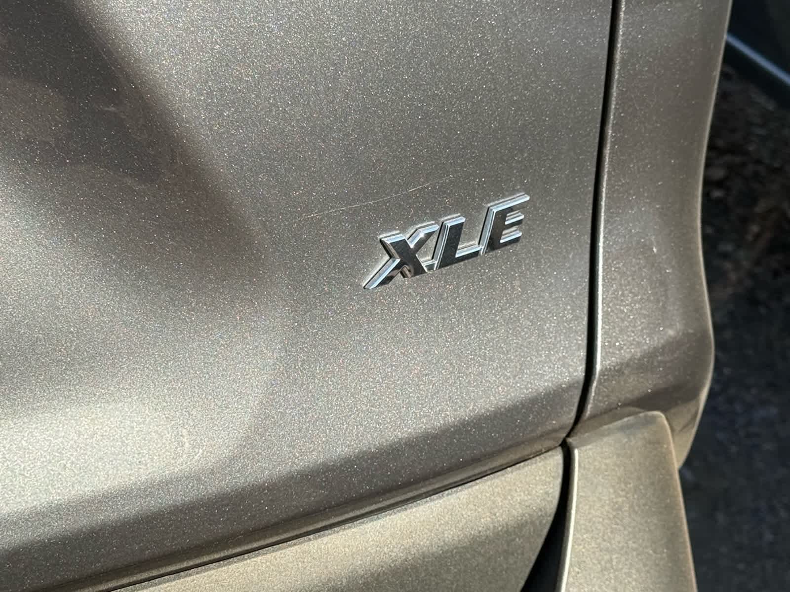 Thumbnail: 2023 Toyota RAV4 - 15