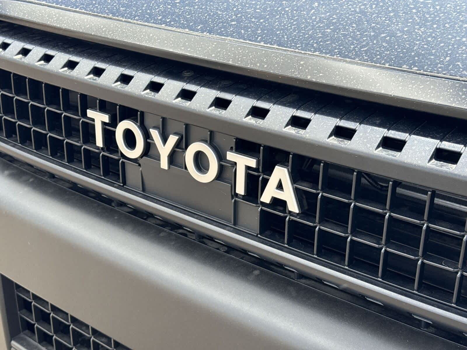 Thumbnail: 2025 Toyota Land Cruiser - 32