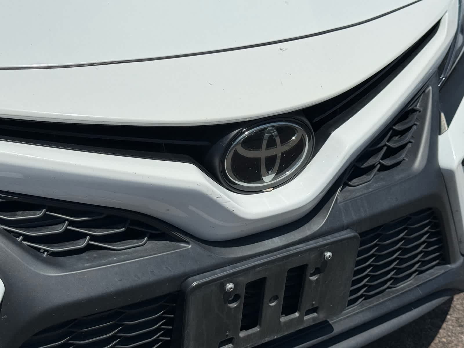 2022 Toyota Camry SE 19