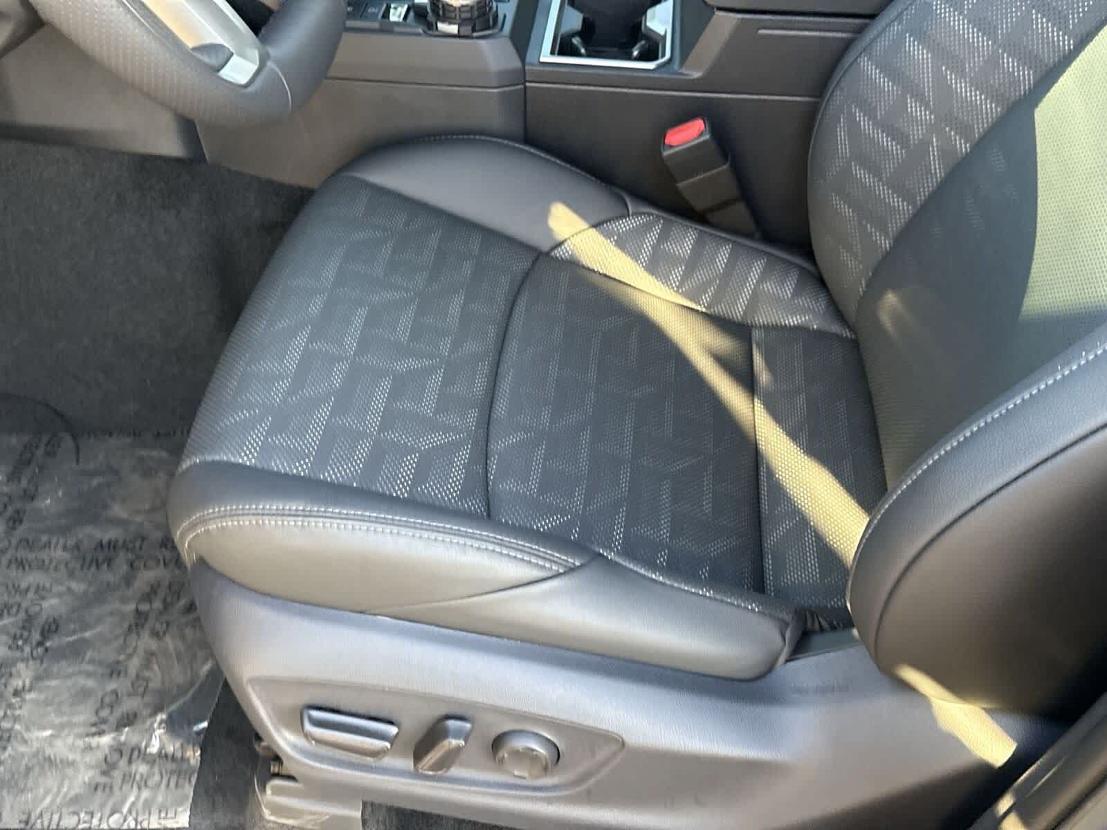 Thumbnail: 2025 Toyota Tacoma - 18