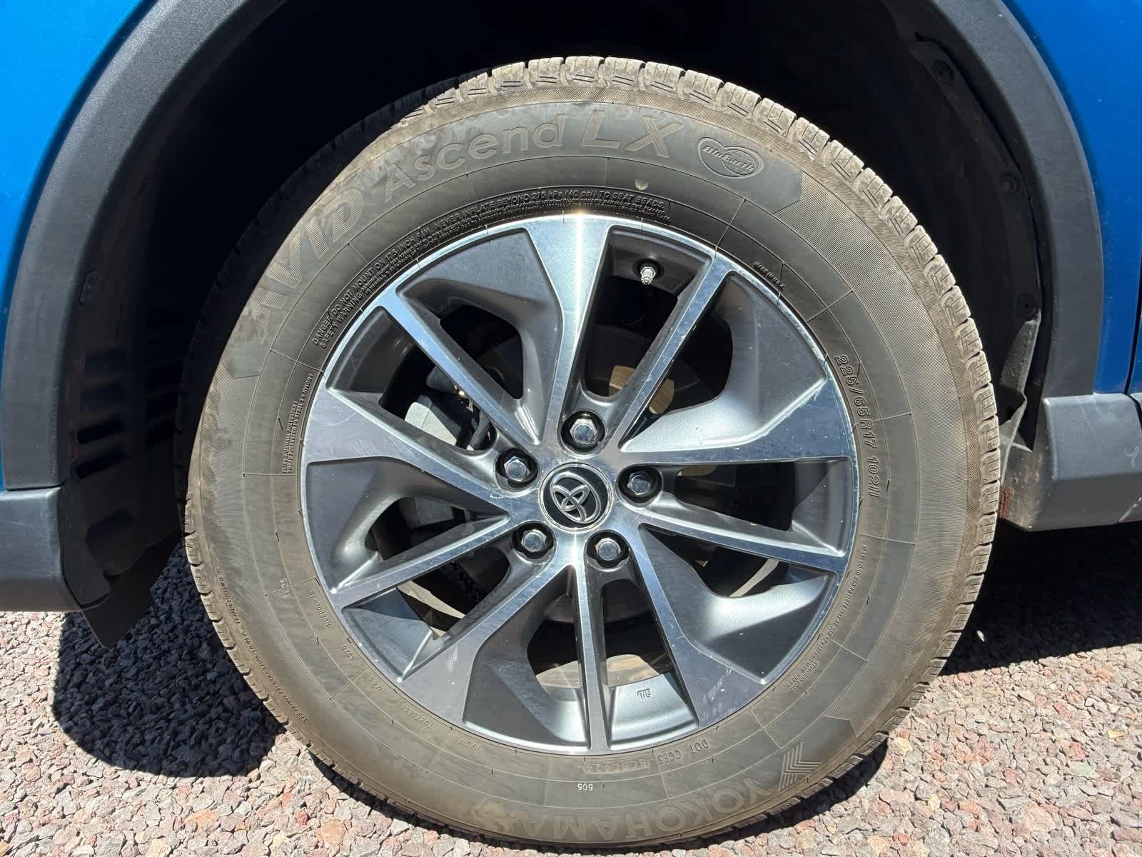 Thumbnail: 2018 Toyota RAV4 - 6