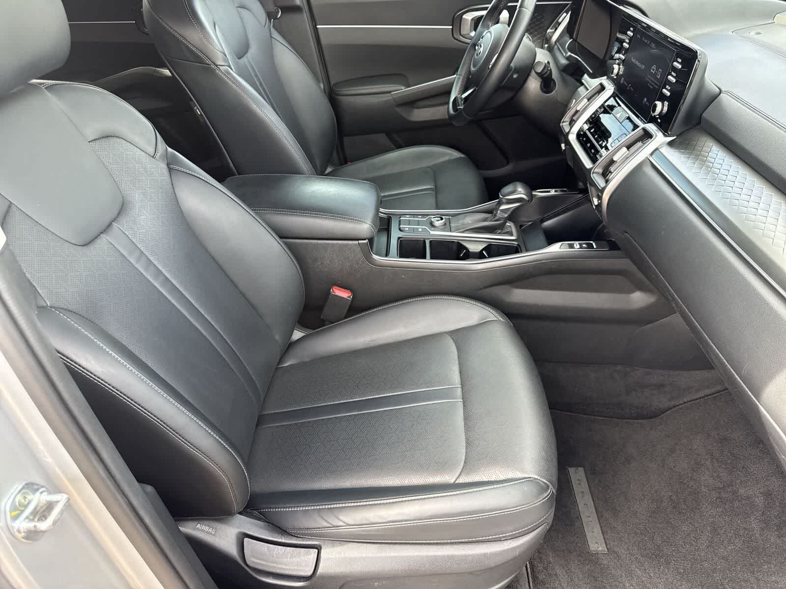 Thumbnail: 2021 Kia Sorento - 13