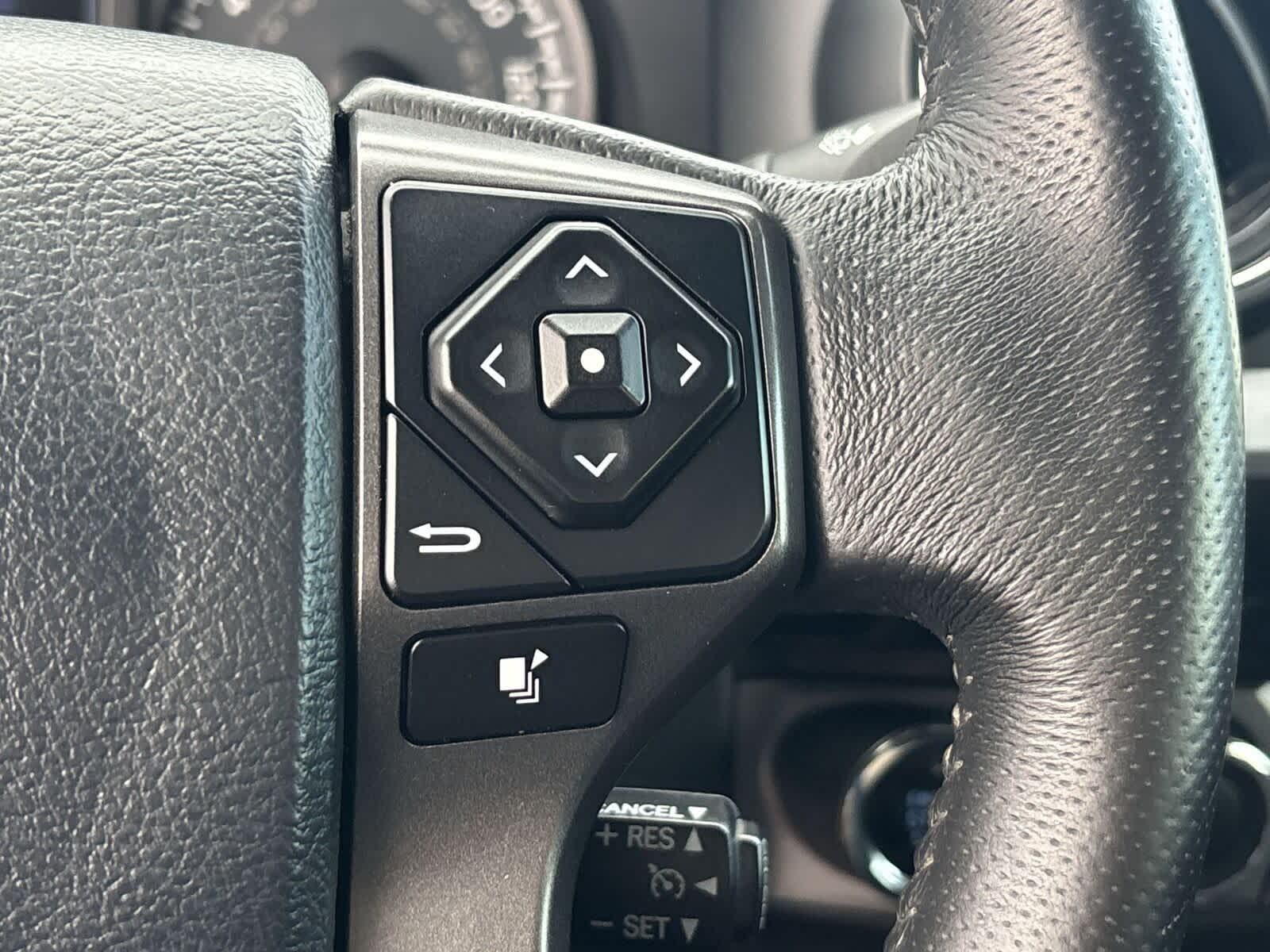 Thumbnail: 2017 Toyota Tacoma - 28