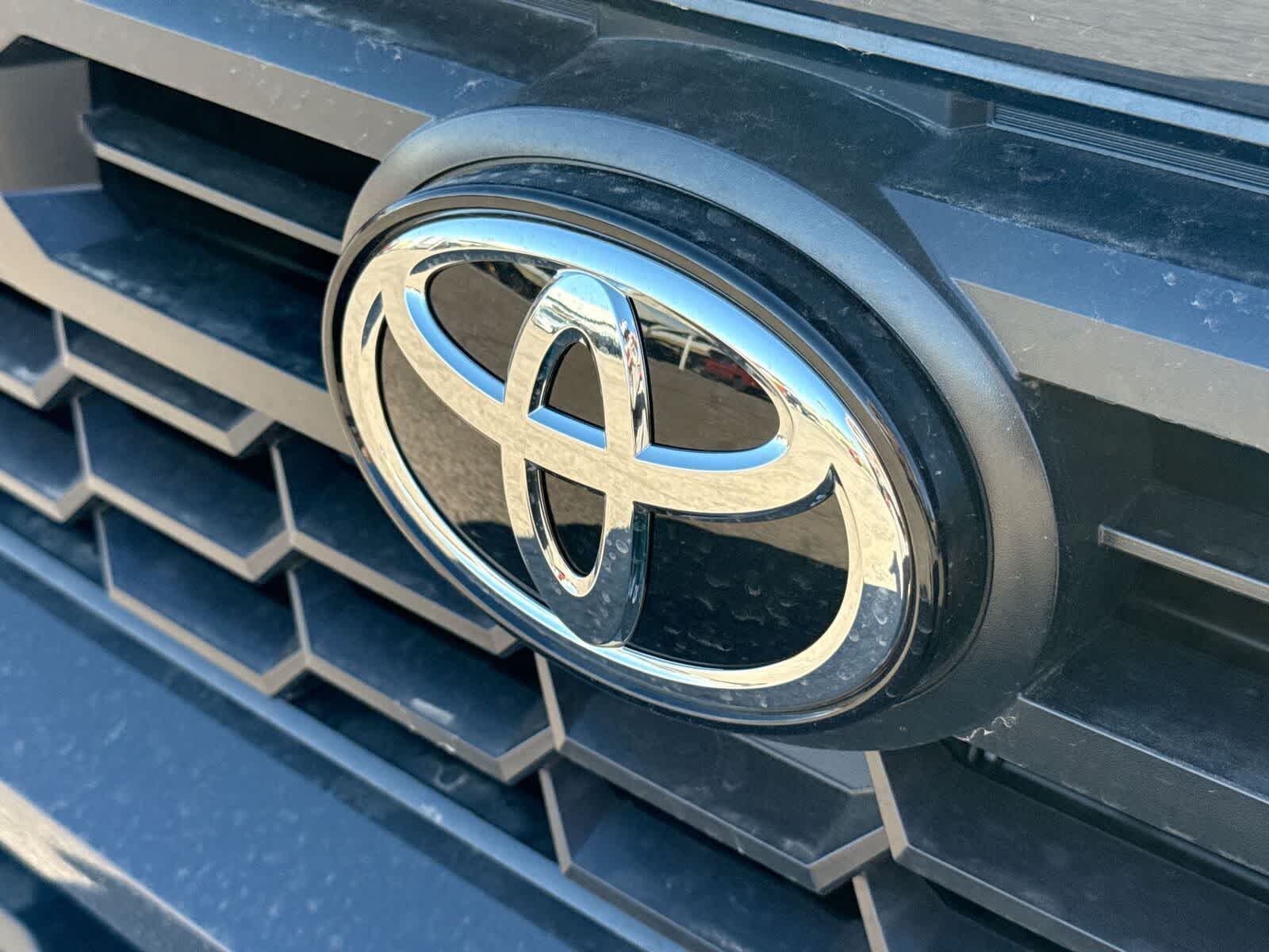 Thumbnail: 2025 Toyota Tacoma - 32