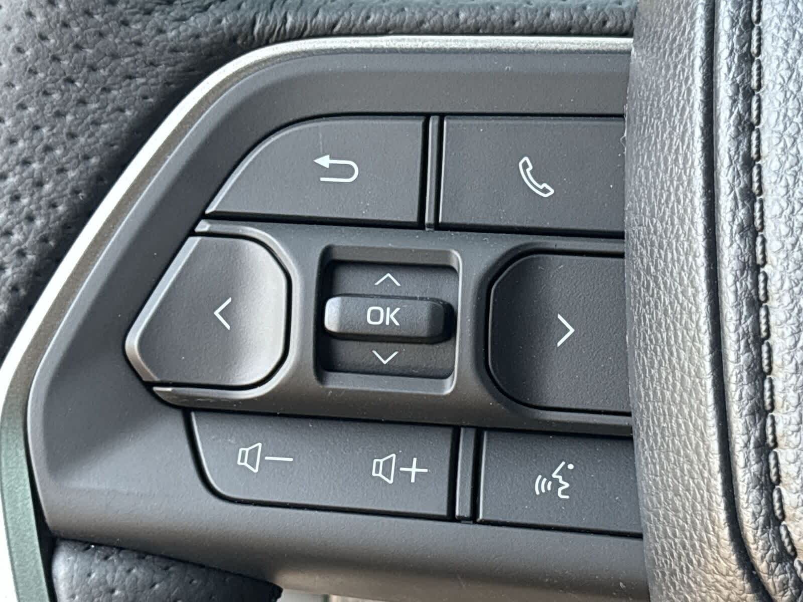 Thumbnail: 2025 Toyota Tacoma - 28