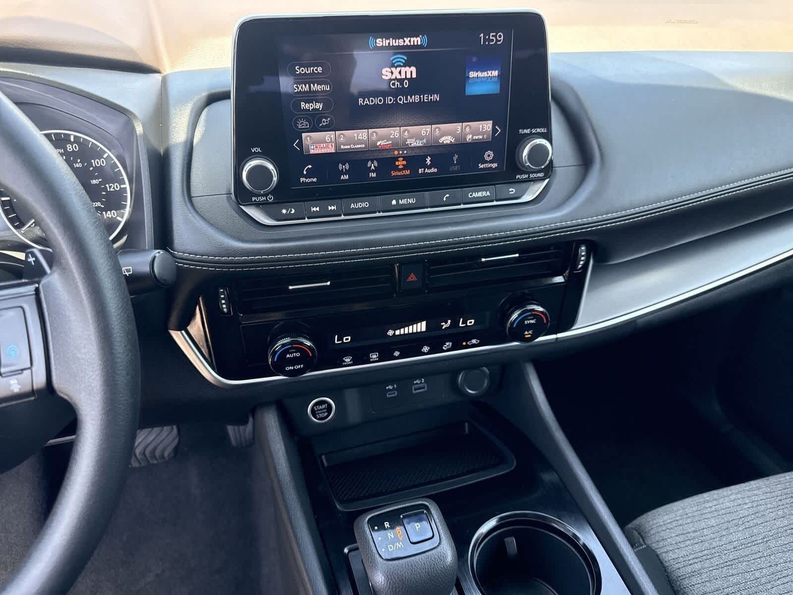 2022 Nissan Rogue SV 19