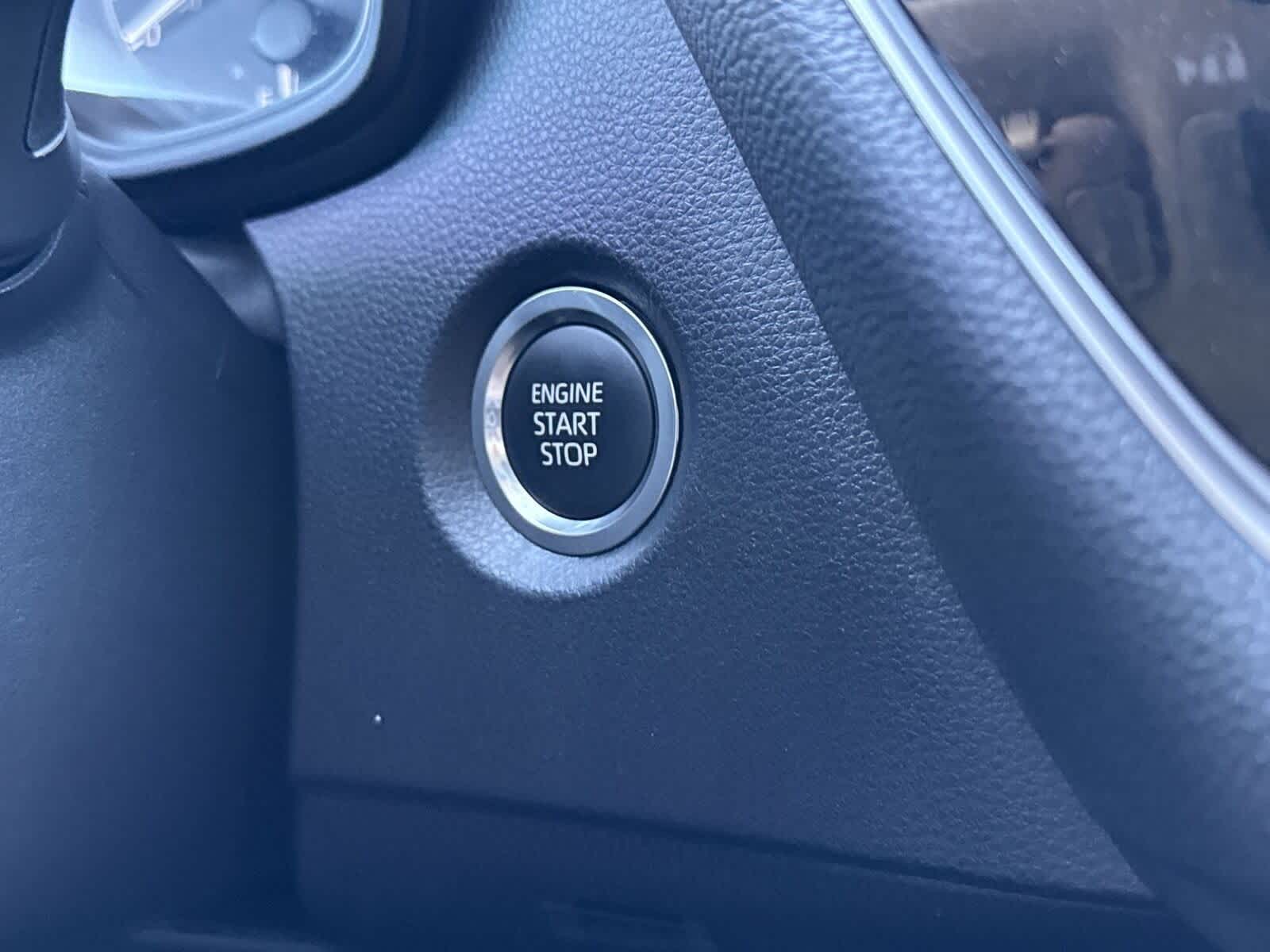 Thumbnail: 2025 Toyota Corolla - 26