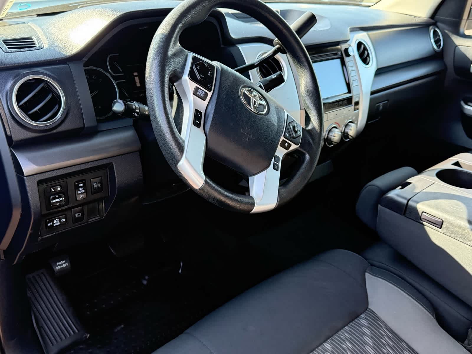 2019 Toyota Tundra SR5 14