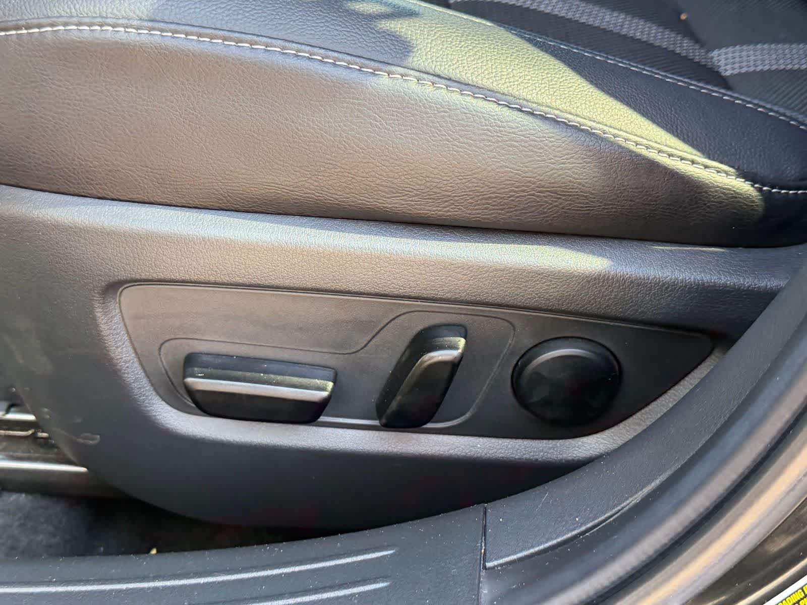 Thumbnail: 2025 Mazda CX-50 - 21