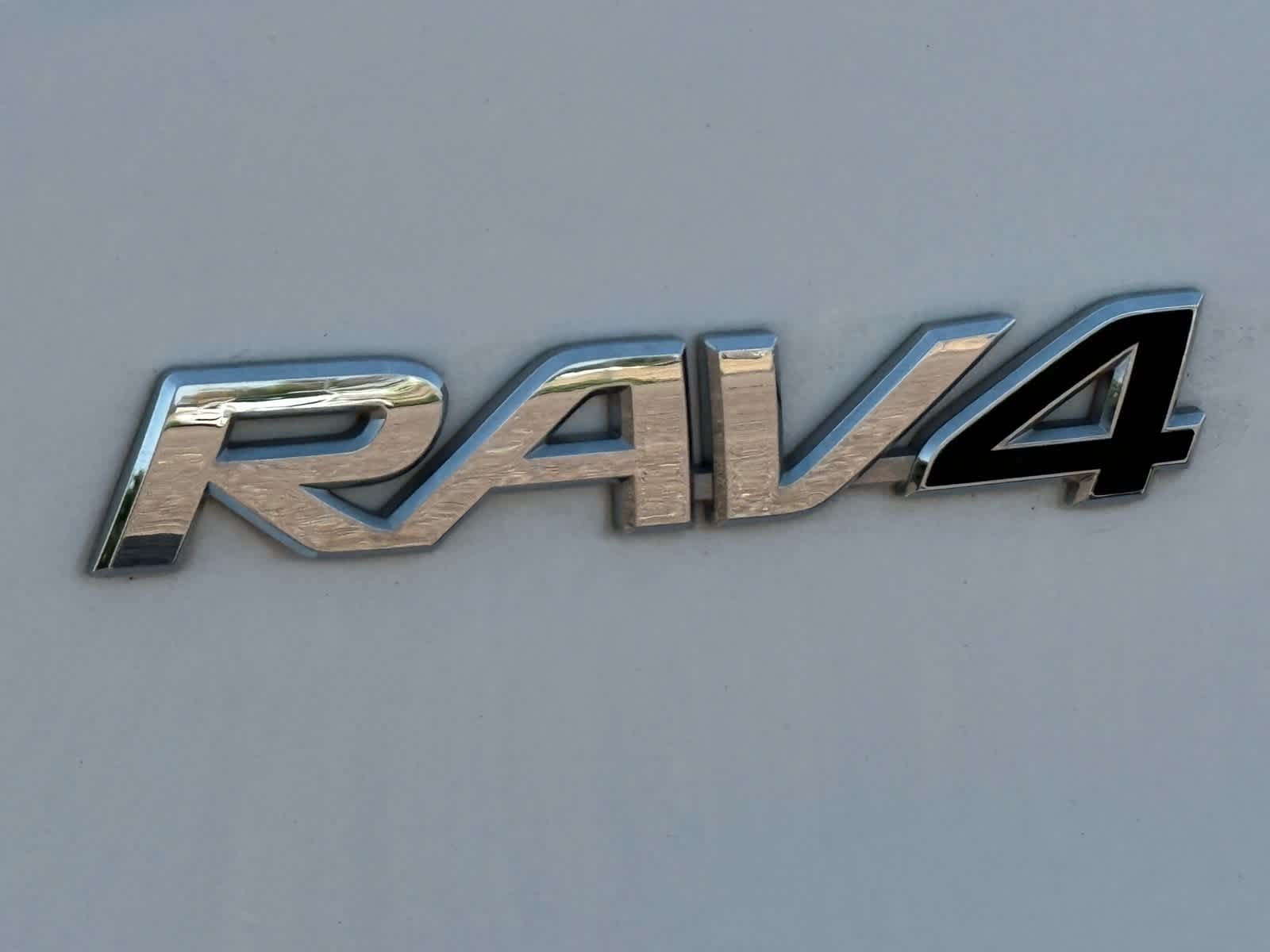 Thumbnail: 2017 Toyota RAV4 - 14