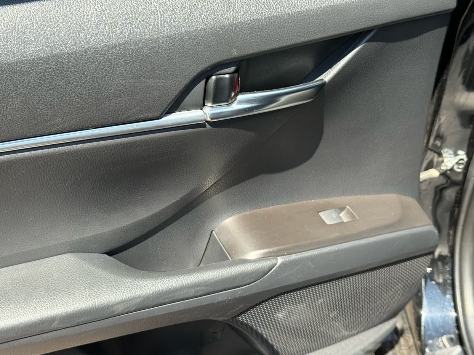 2022 Toyota Camry SE 8