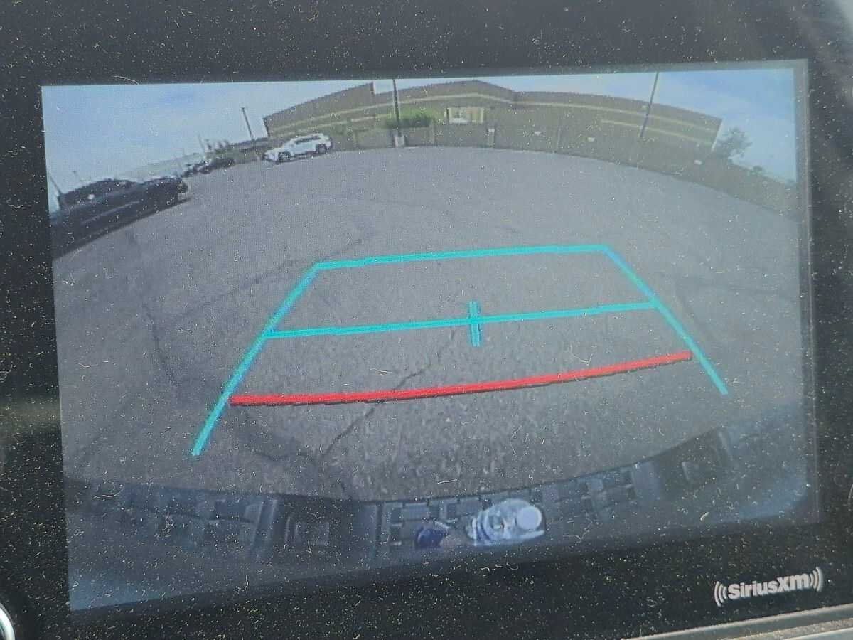 Thumbnail: 2022 Toyota Tacoma - 16