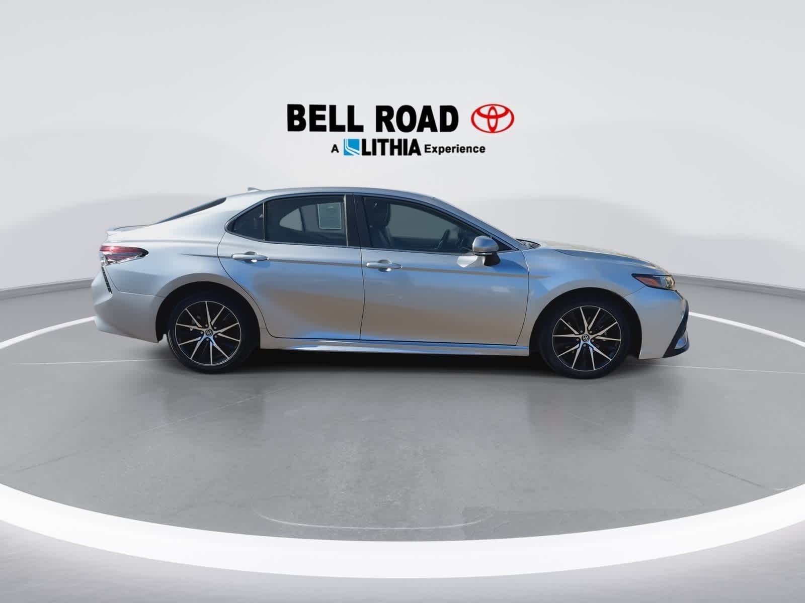 Thumbnail: 2023 Toyota Camry - 9