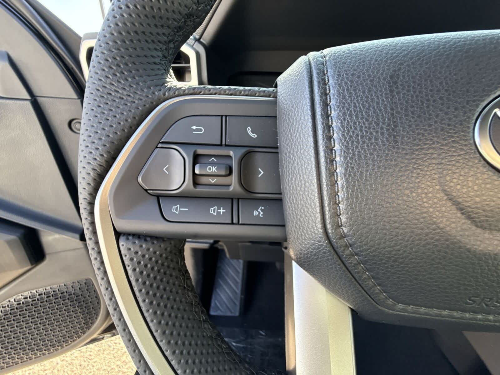 Thumbnail: 2025 Toyota Tacoma - 28