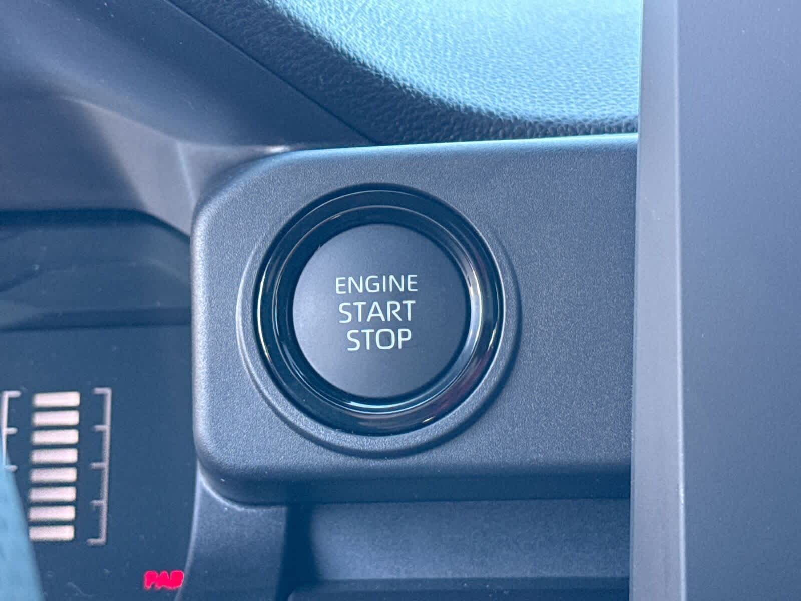 Thumbnail: 2025 Toyota Tacoma - 25