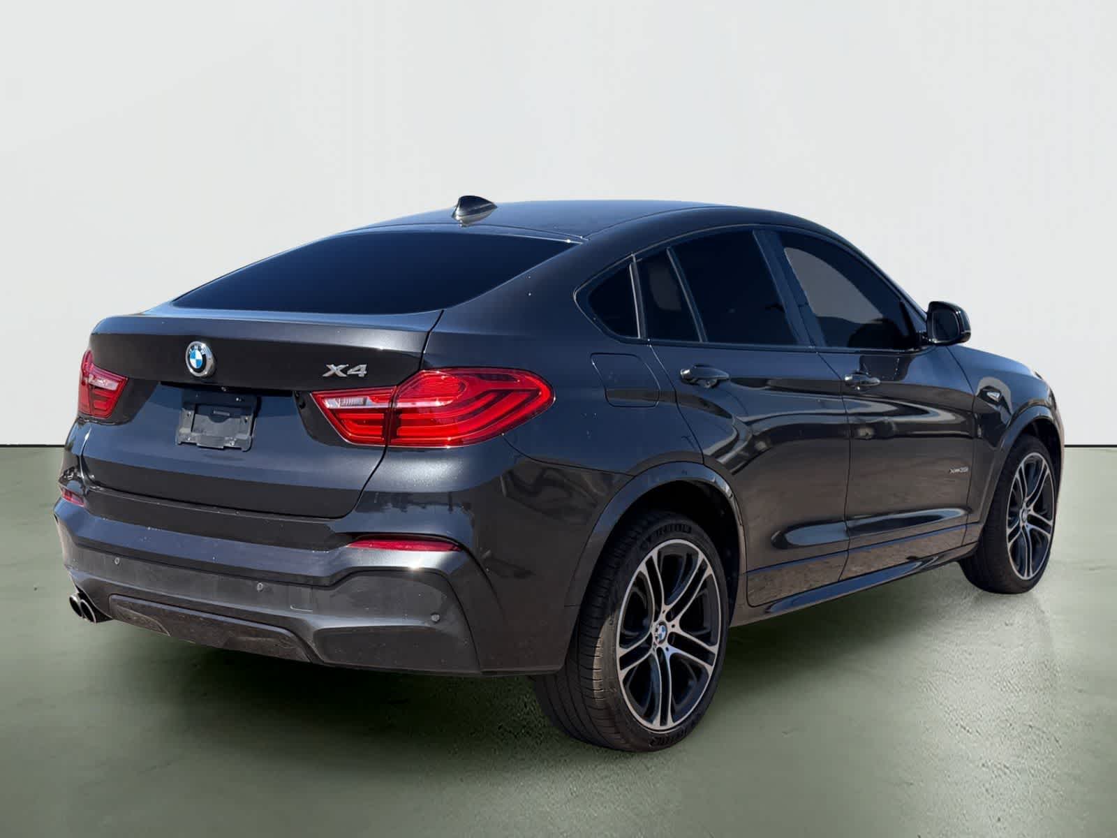 Thumbnail: 2016 BMW X4 - 4