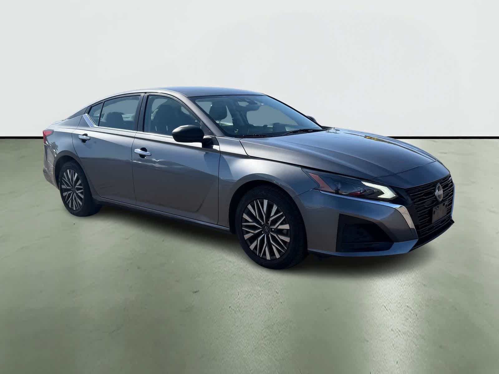 Thumbnail: 2024 Nissan Altima - 6