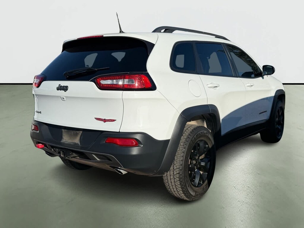 Used 2016 Jeep Cherokee Trailhawk SUV