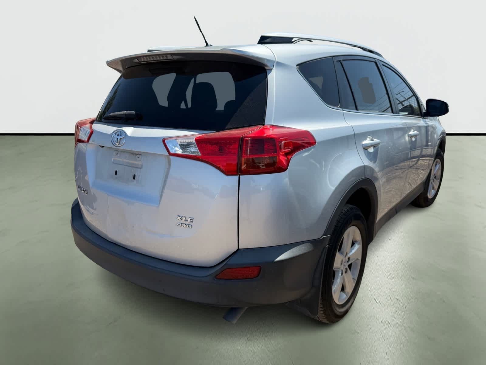 2013 Toyota RAV4 XLE 4
