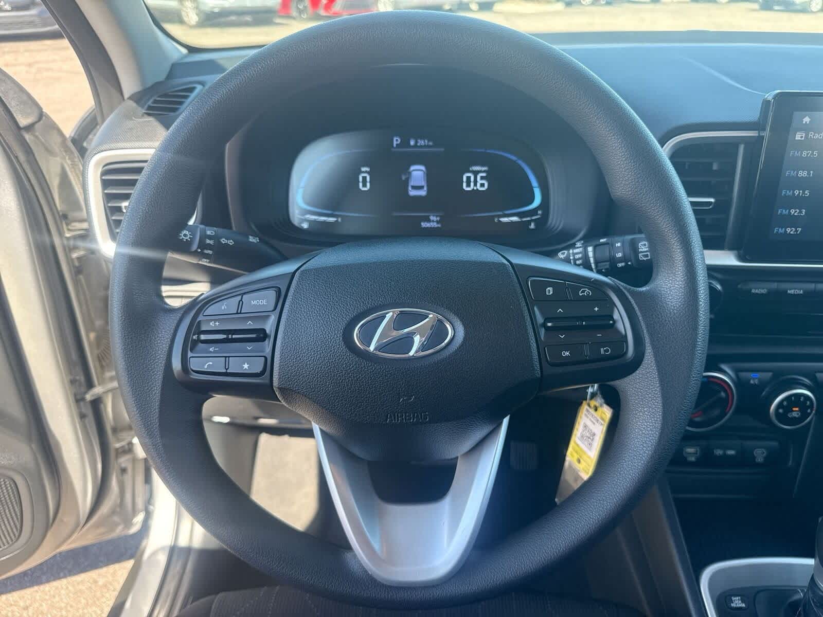 Thumbnail: 2024 Hyundai Venue - 25